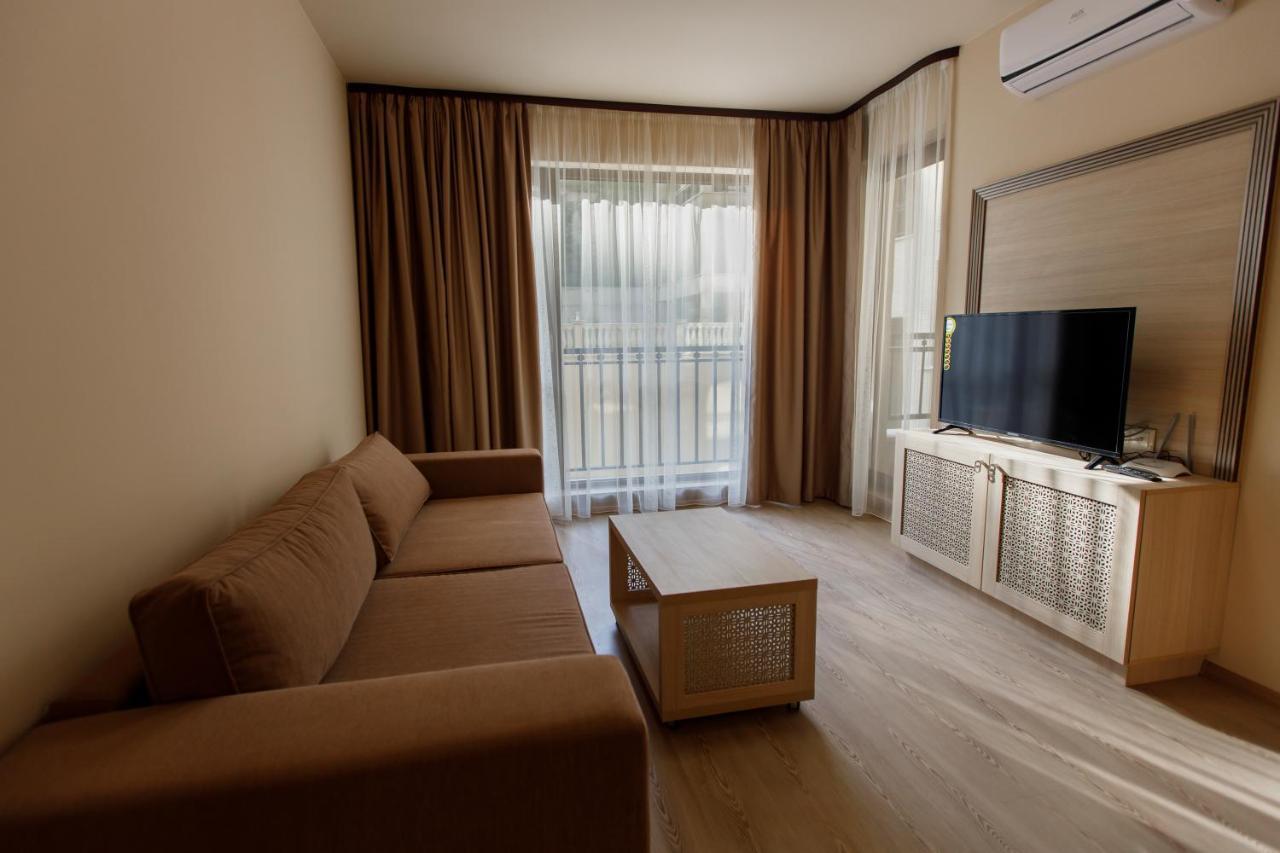 Private Apartments In Argisht Partez Golden Sands Ngoại thất bức ảnh